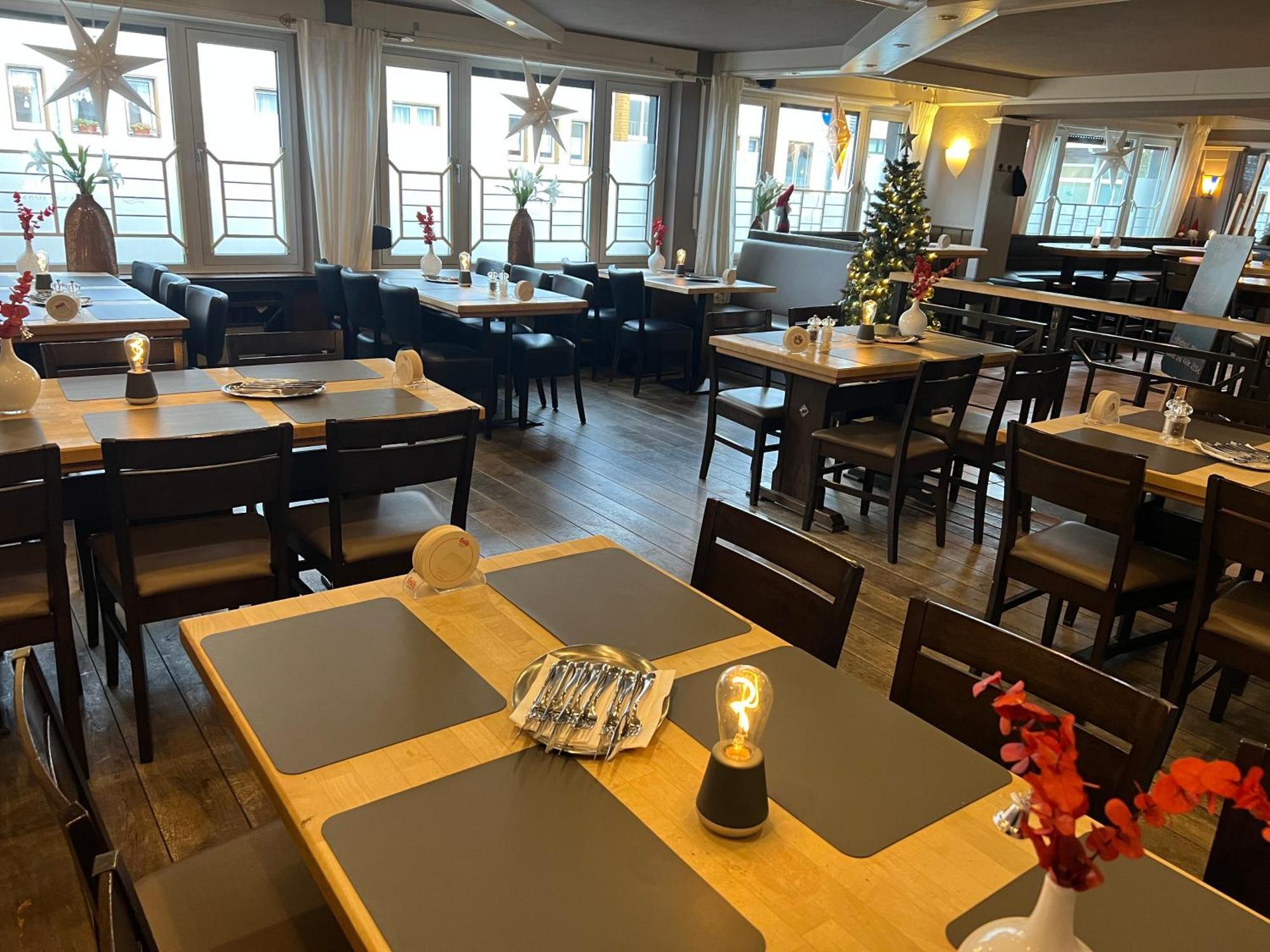 Zum Schwan Hotel Baumberg Exterior photo